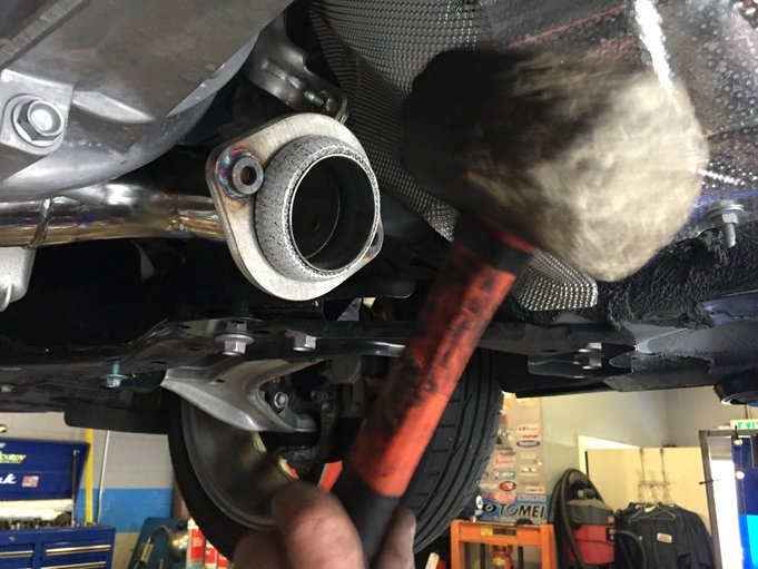 RS Fiat Exhaust Install (22).jpg